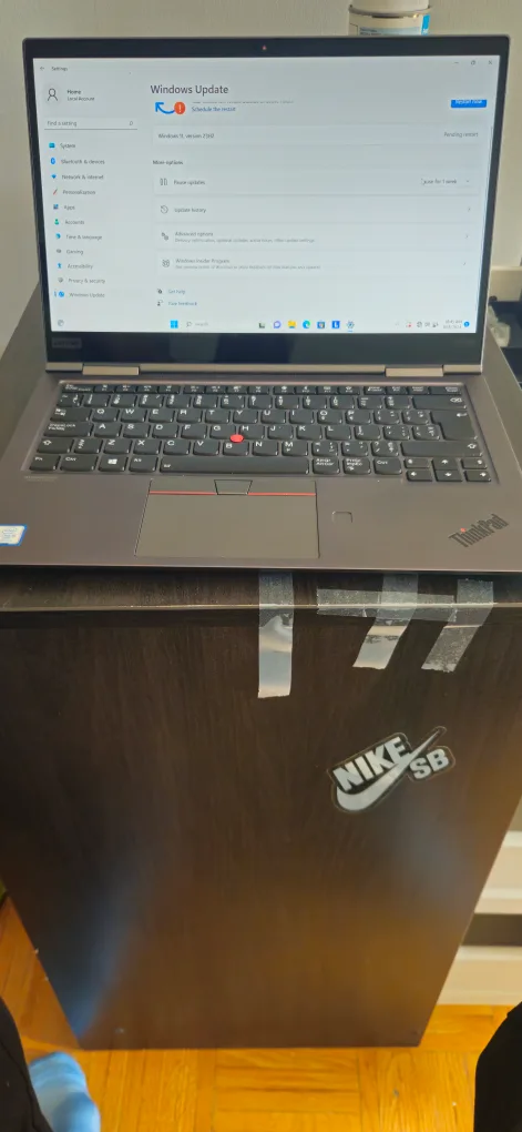 Lenovo ThinkPad X1 Yoga Gen 4