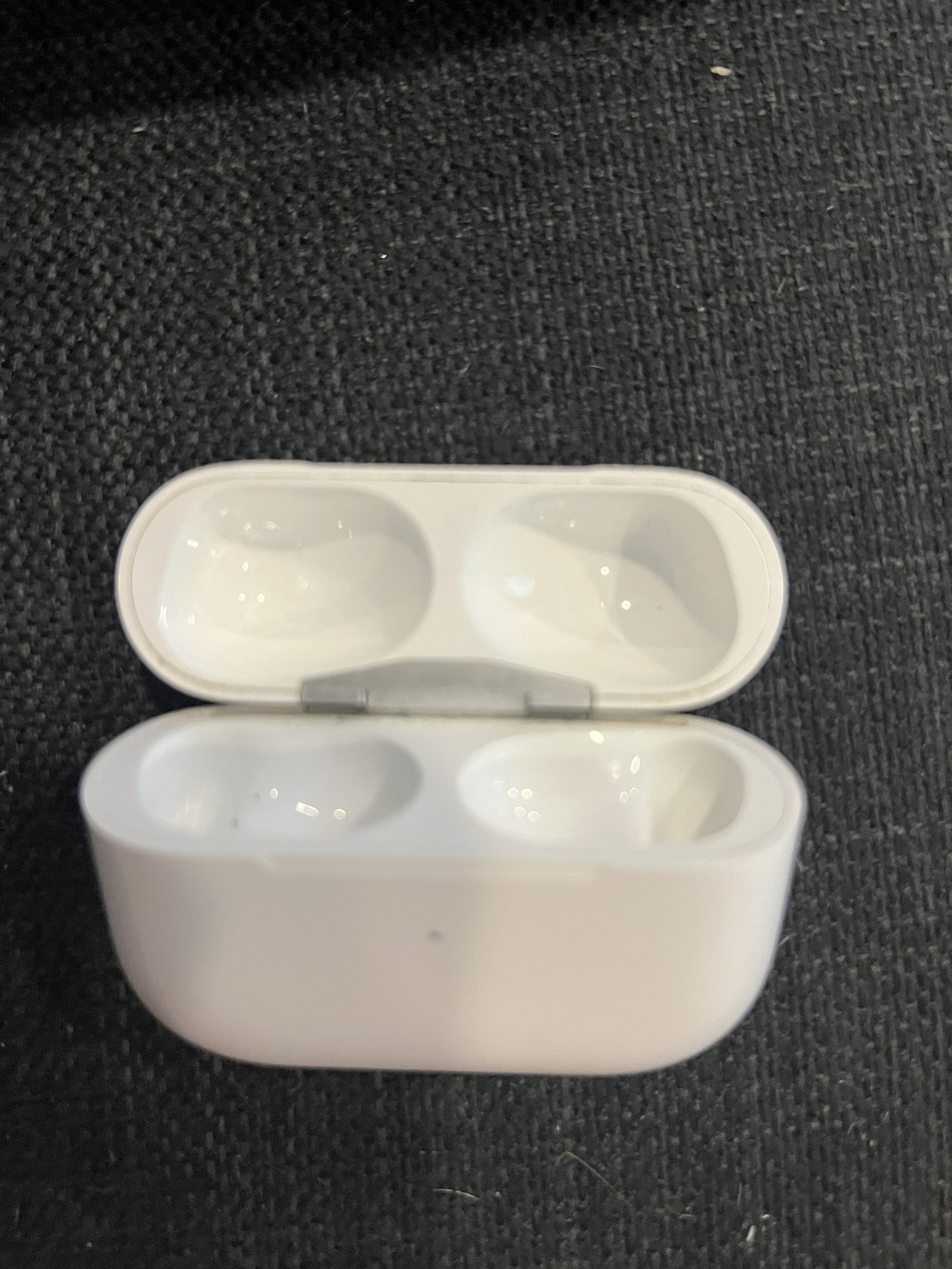 AirPods Case - photo 2