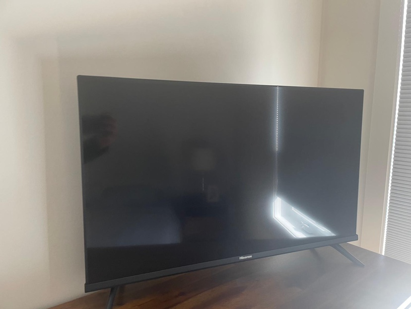 Hisense 32 inch TV - photo 3