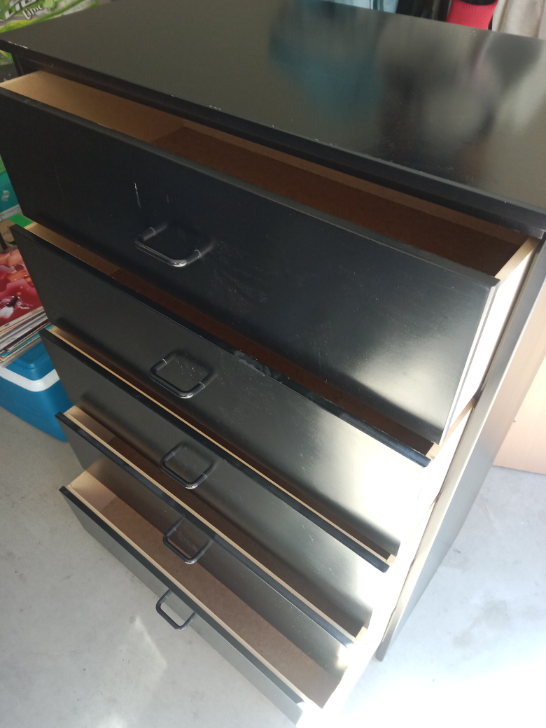 Black dresser with five drawers - photo 5