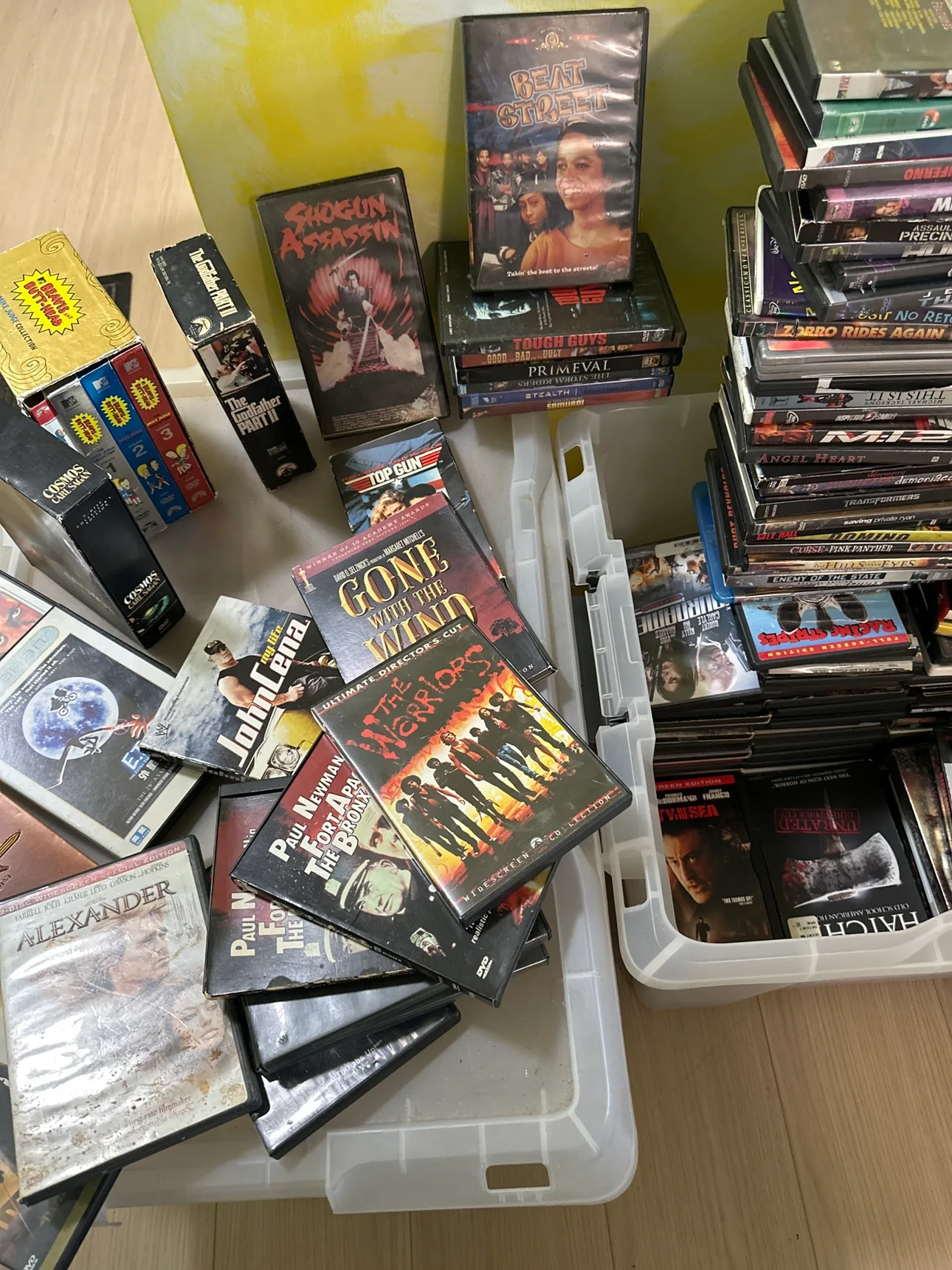 DVD Movie Lot all original 200pc image indicator(3)