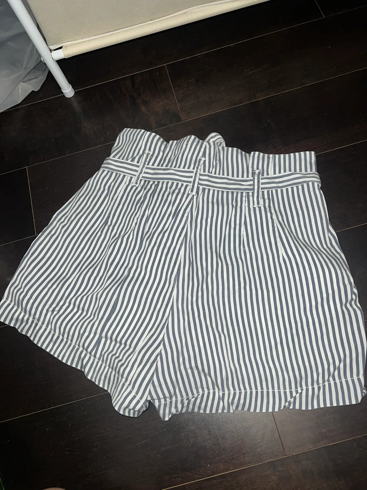 Abercrombie & Fitch Striped Shorts image indicator(2)