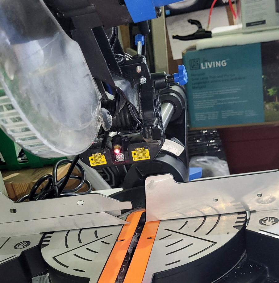 POWER TOOL COMBO - MITRE SAW, BENCH SANDER - photo 3