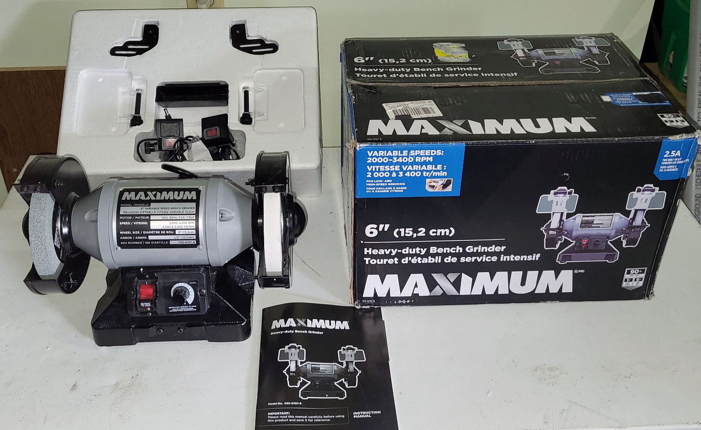 POWER TOOL COMBO - MITRE SAW, BENCH SANDER - photo 5