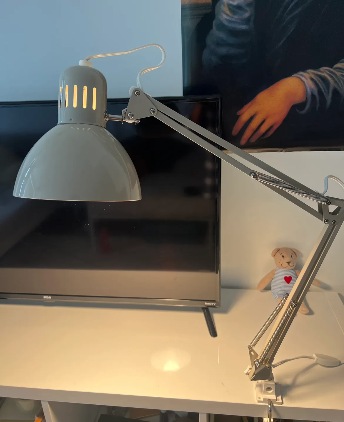 Ikea desk lamp (with bulb) thumbnail