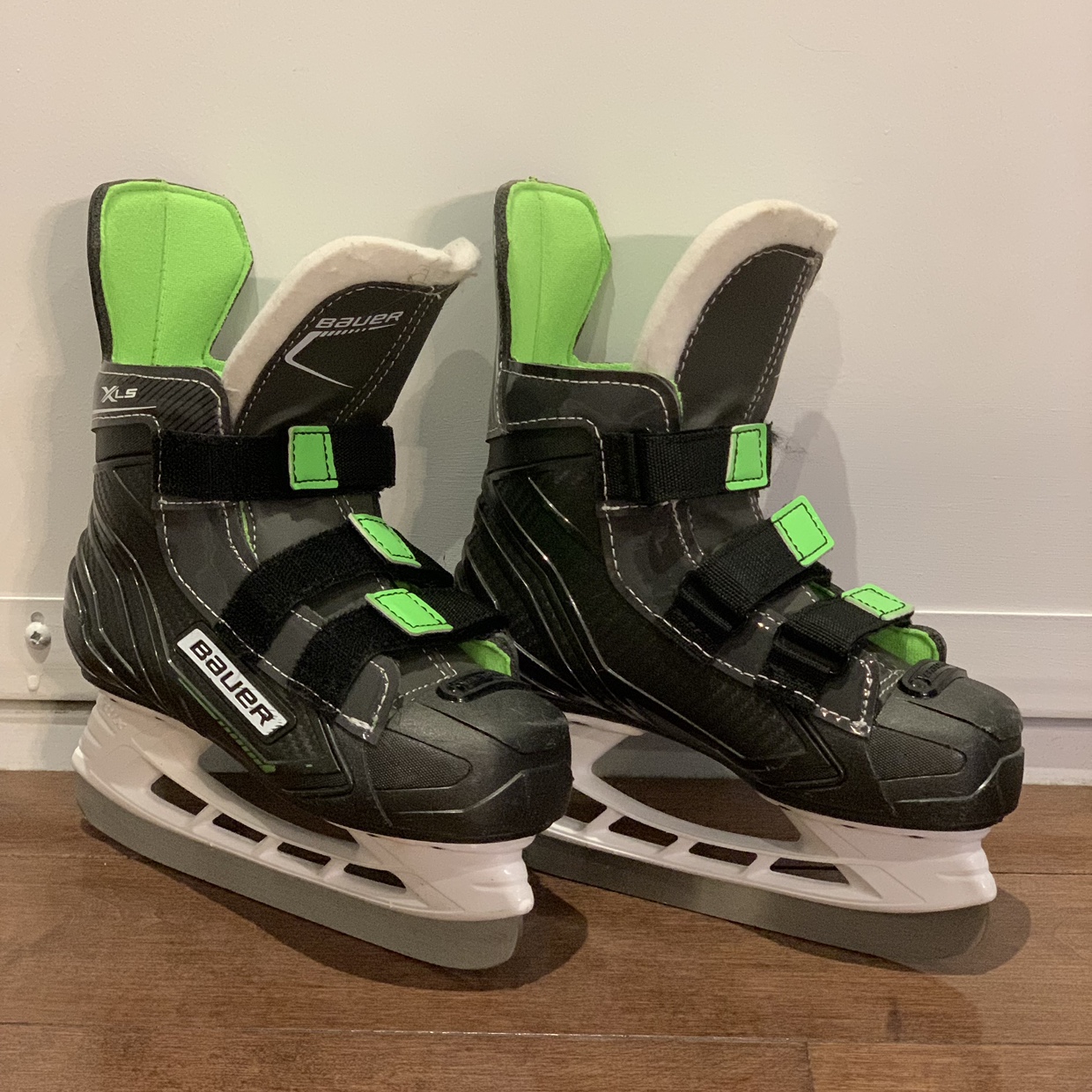 Kids Ice Skates