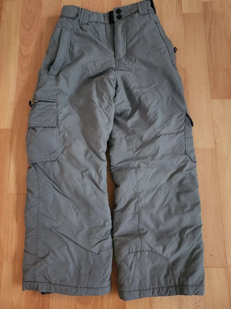 Kids Brand New Insulated Snow Pants image indicator(3)