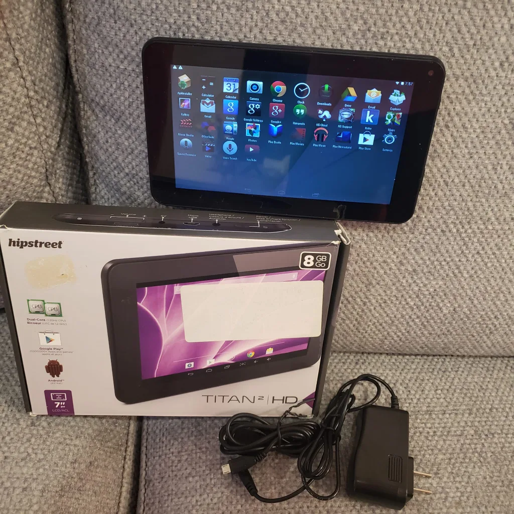 IPad Mini Tablet  (Never Used) 🧡 thumbnail