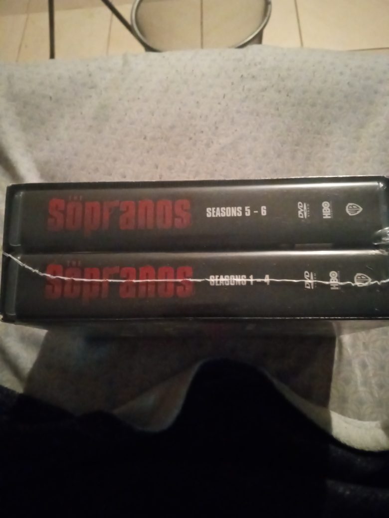 The Sopranos: The Complete Series DVD Set - photo 3