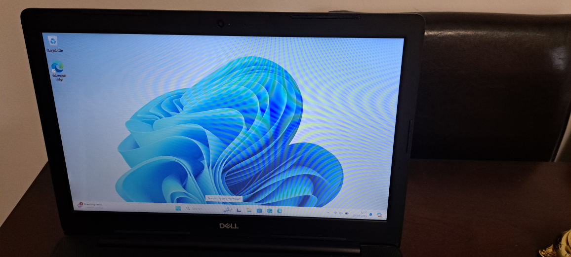 Dell Laptop ,win 11 PRO - Inspron 15 3000 - photo 2