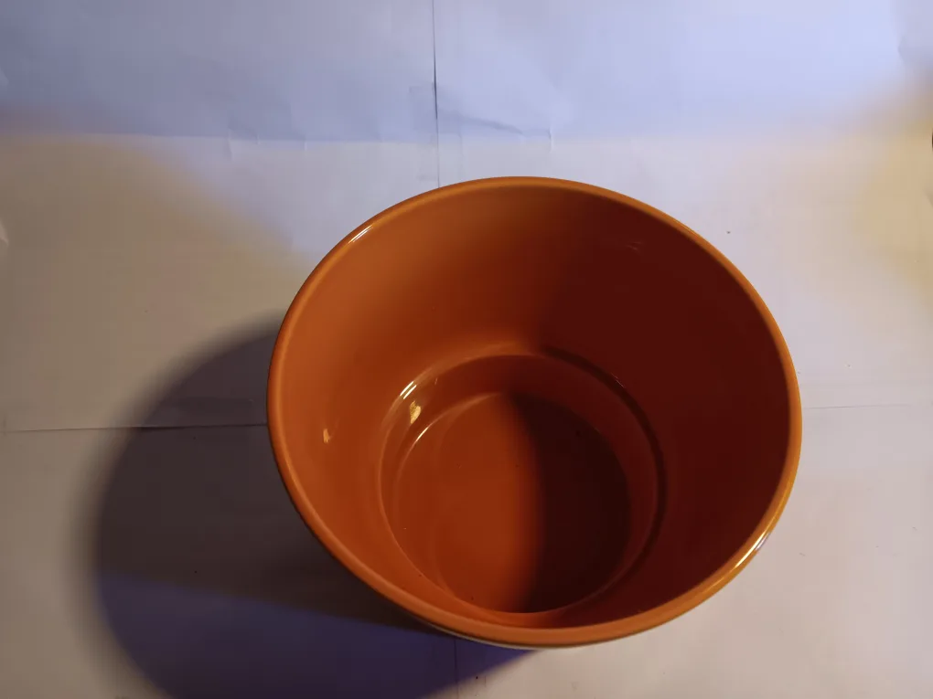 Medium-Small Burnt Orange Flower Pot #freecycle image indicator(2)