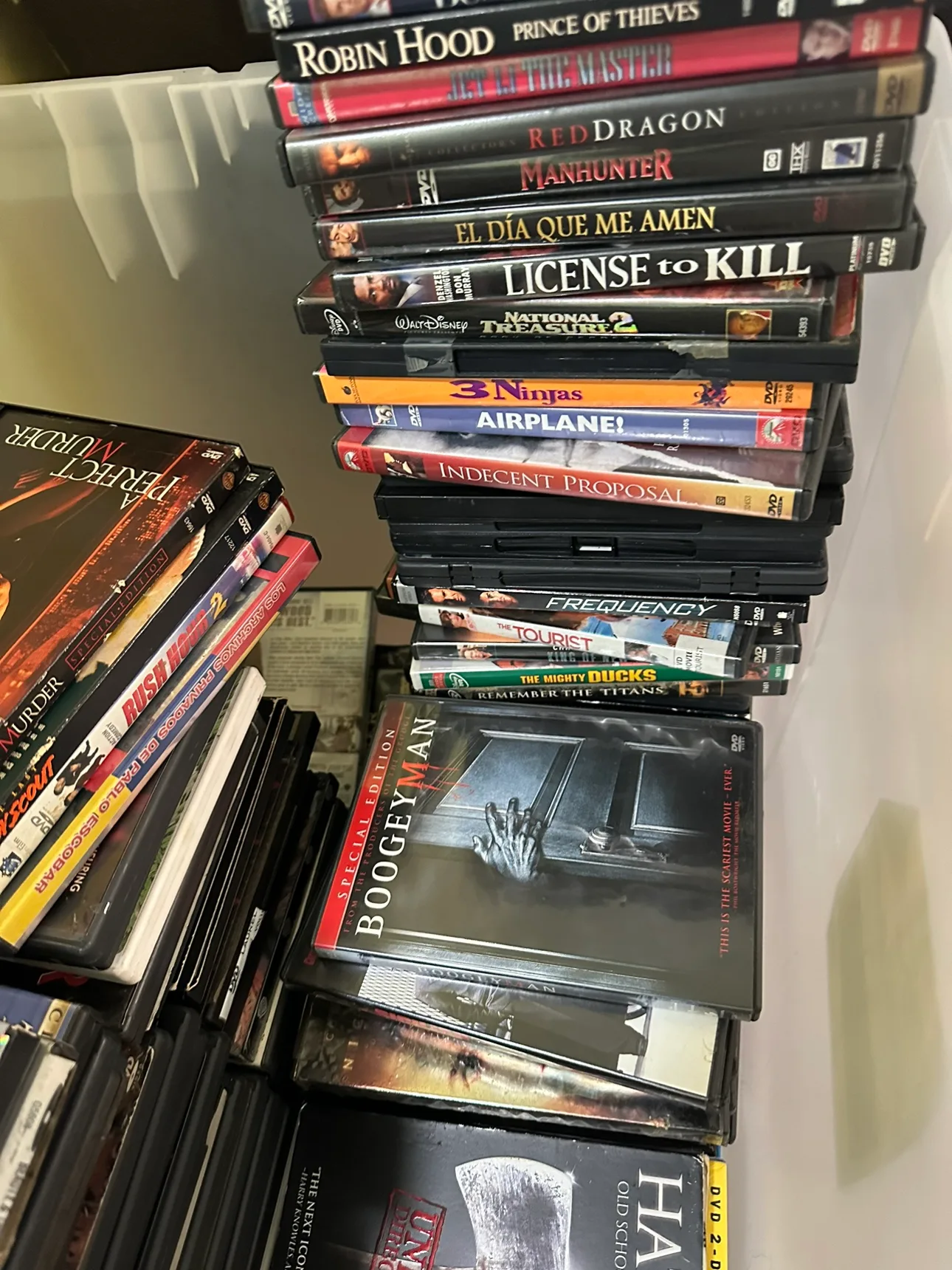 DVD Movie Lot all original 200pc image indicator(5)