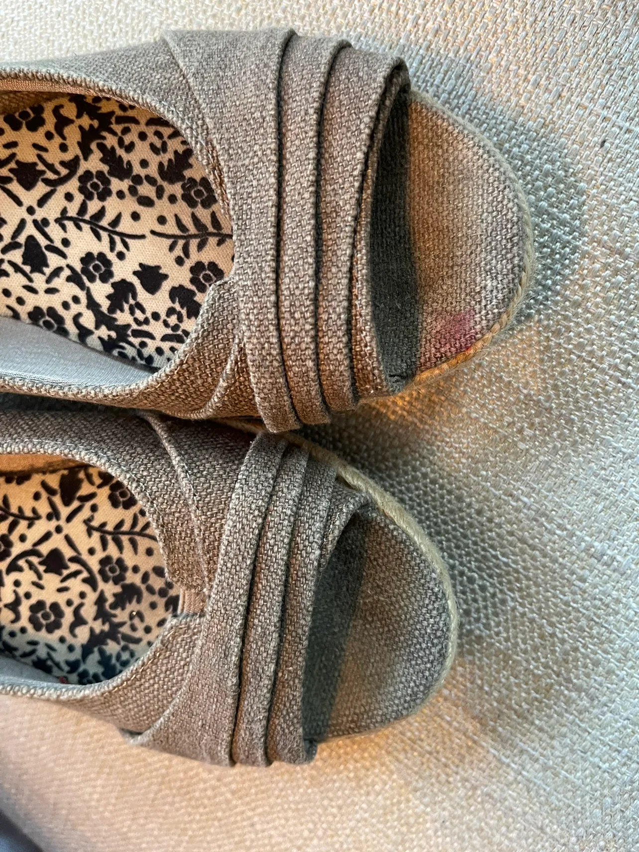 Women's Wedge Espadrilles Size 7.5 #freecycle image indicator(5)