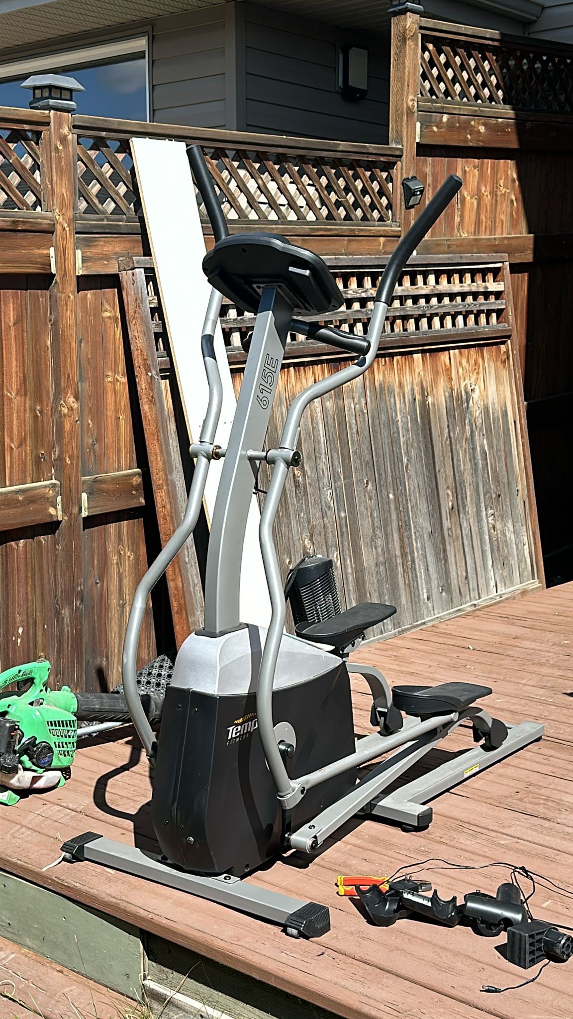 Tempo Elliptical Trainer manual rower screen door