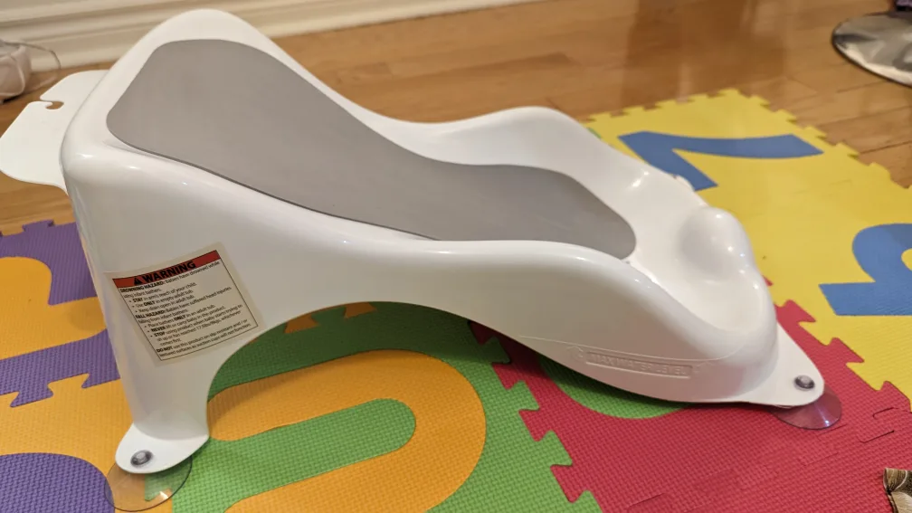 Baby clothes, bath, toys, activity mat, W assistant etc image indicator(10)