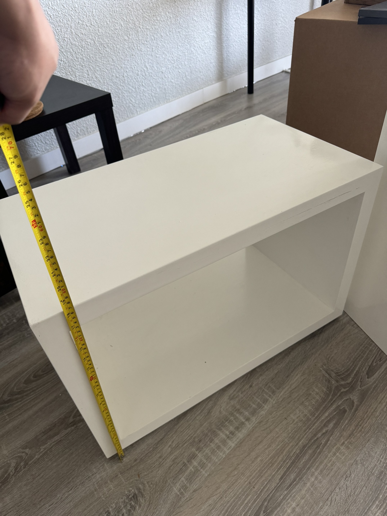 White Side Tables - photo 4