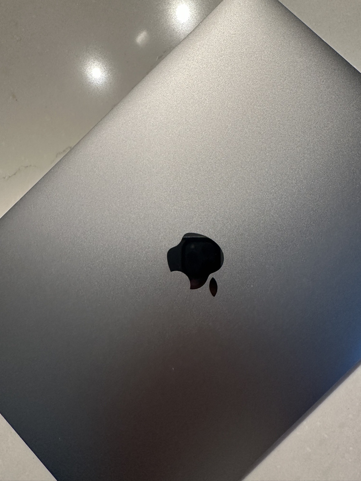 MacBook Pro 13-inch (2018) - photo 2