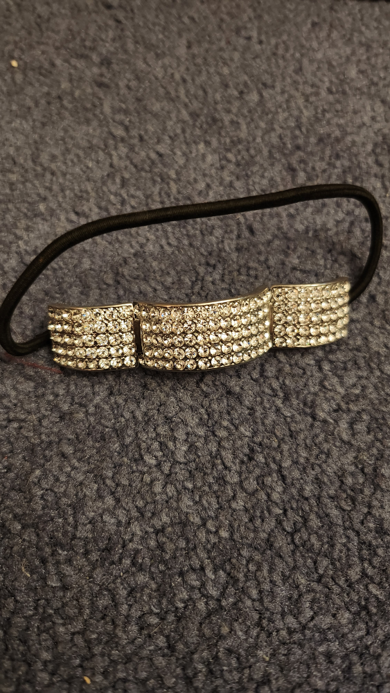 Rose and Rhinestone hair accessories - photo 3