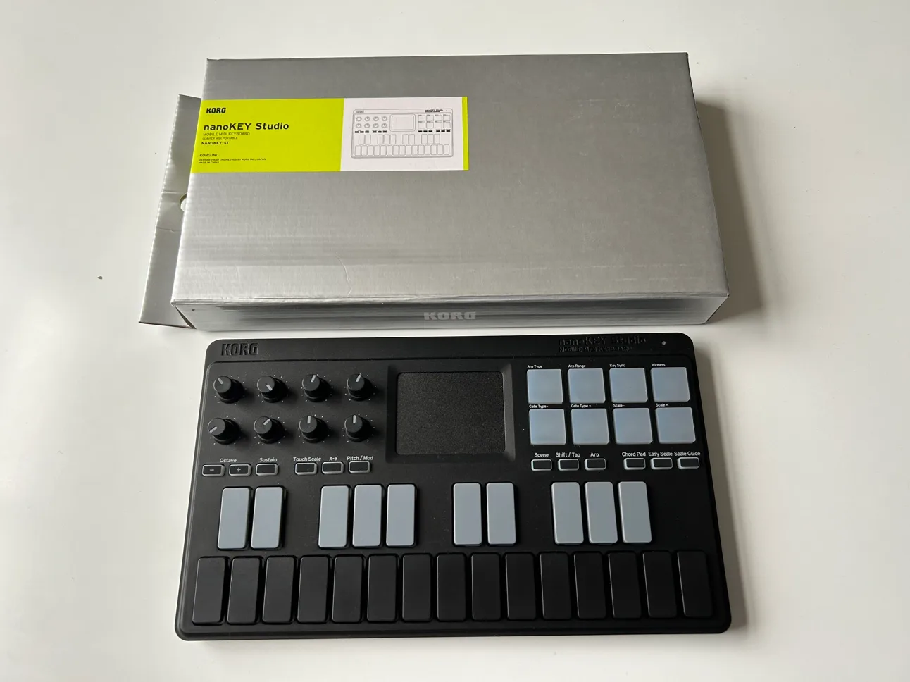 Korg nanoKEY Studio 25 Key MIDI Keyboard Controller thumbnail