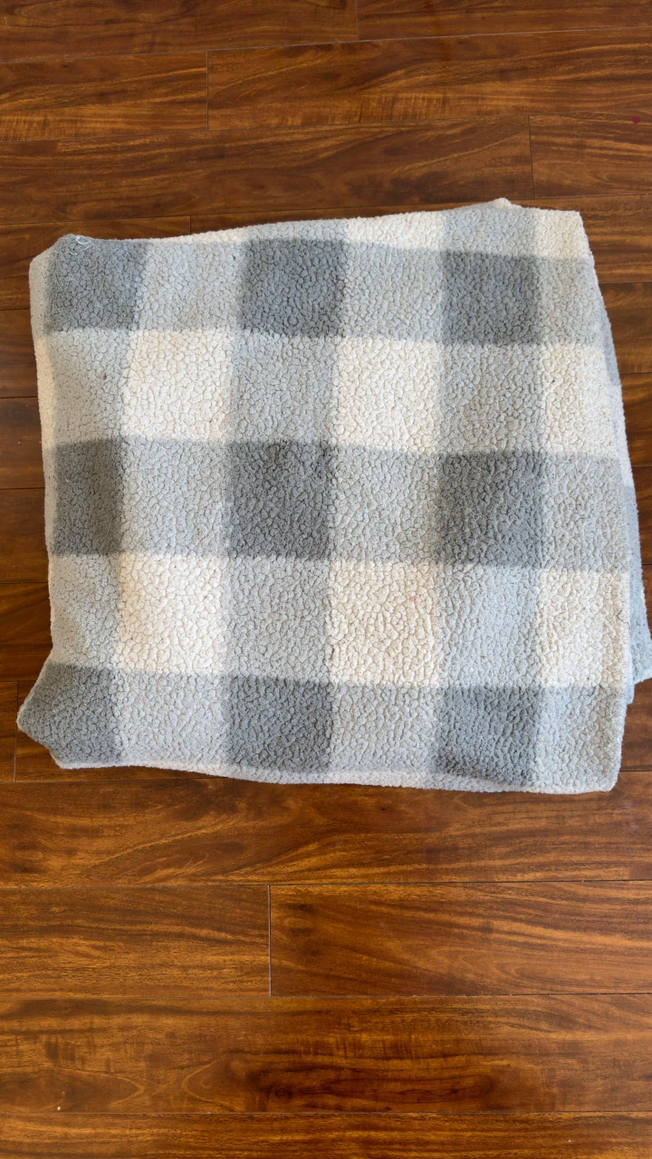 Blanket Full size, White and Gray