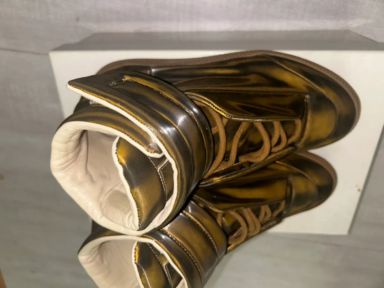 Maison Margiela Future High Gold Sneakers image indicator(2)