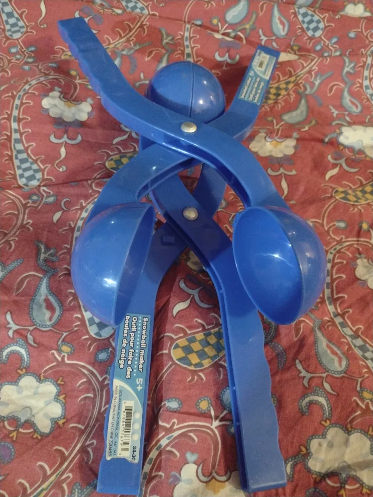 Snowball Maker 2pcs #freecycle thumbnail