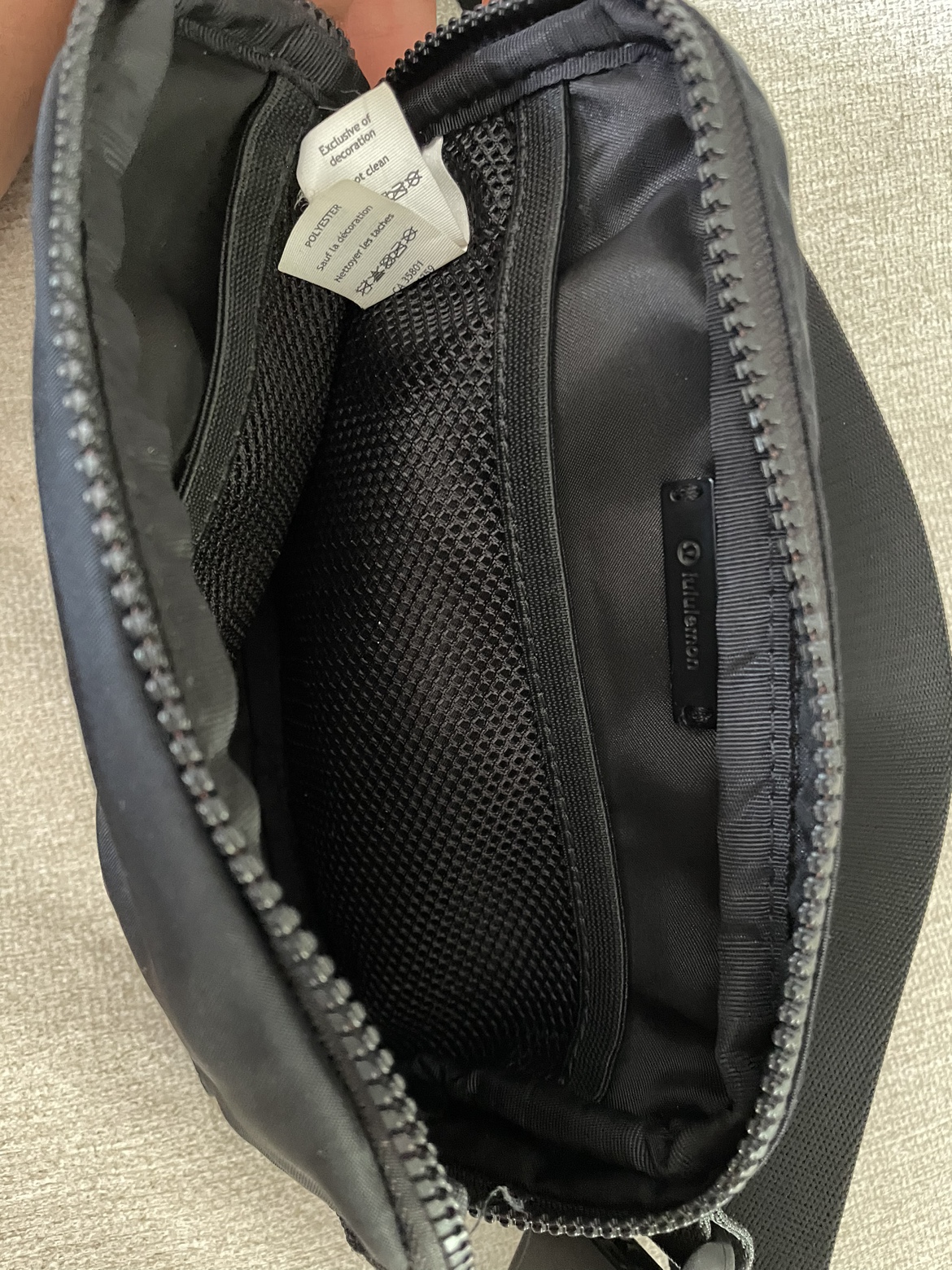 Lululemon Everywhere Belt Bag - photo 4