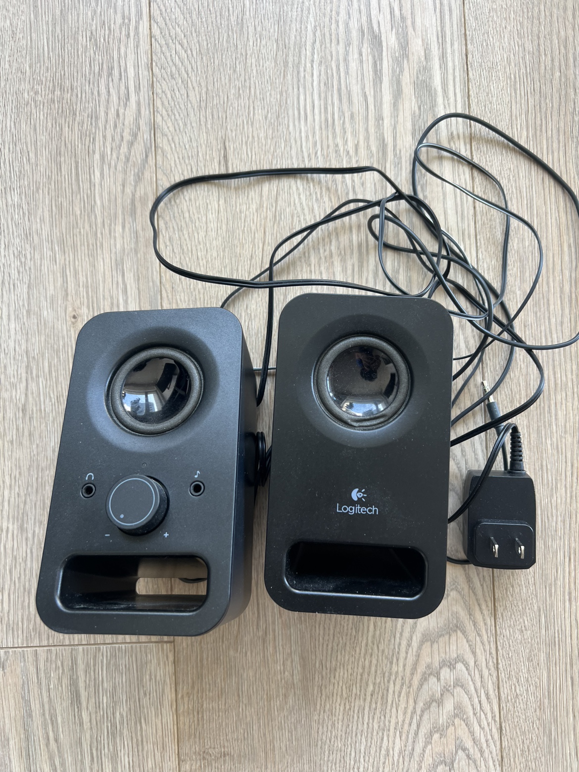 Logitech Computer Speakers #freecycle