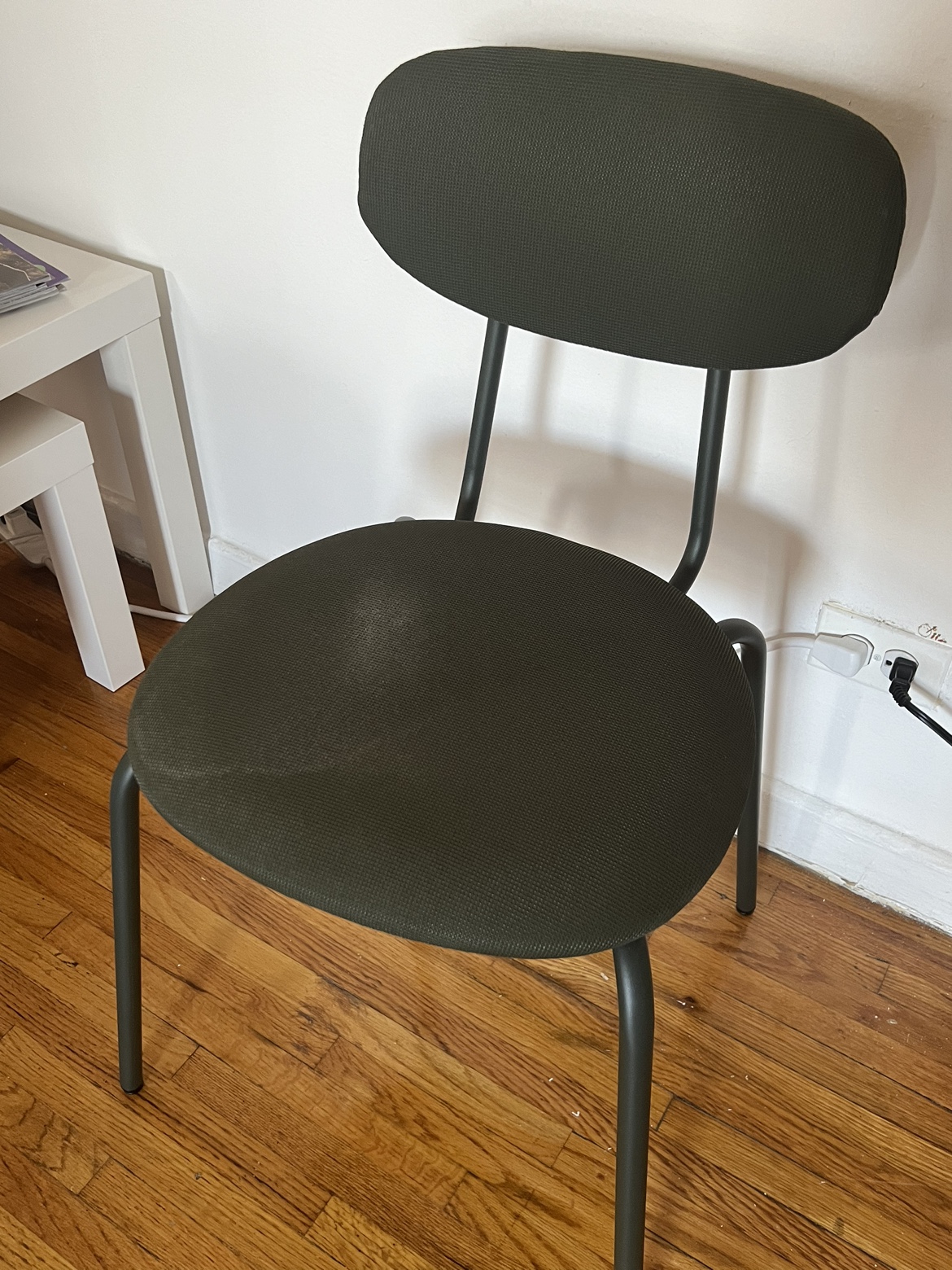 $15 for TWO IKEA GREEN CHAIRS! (Orig. $50 for both) - photo 2