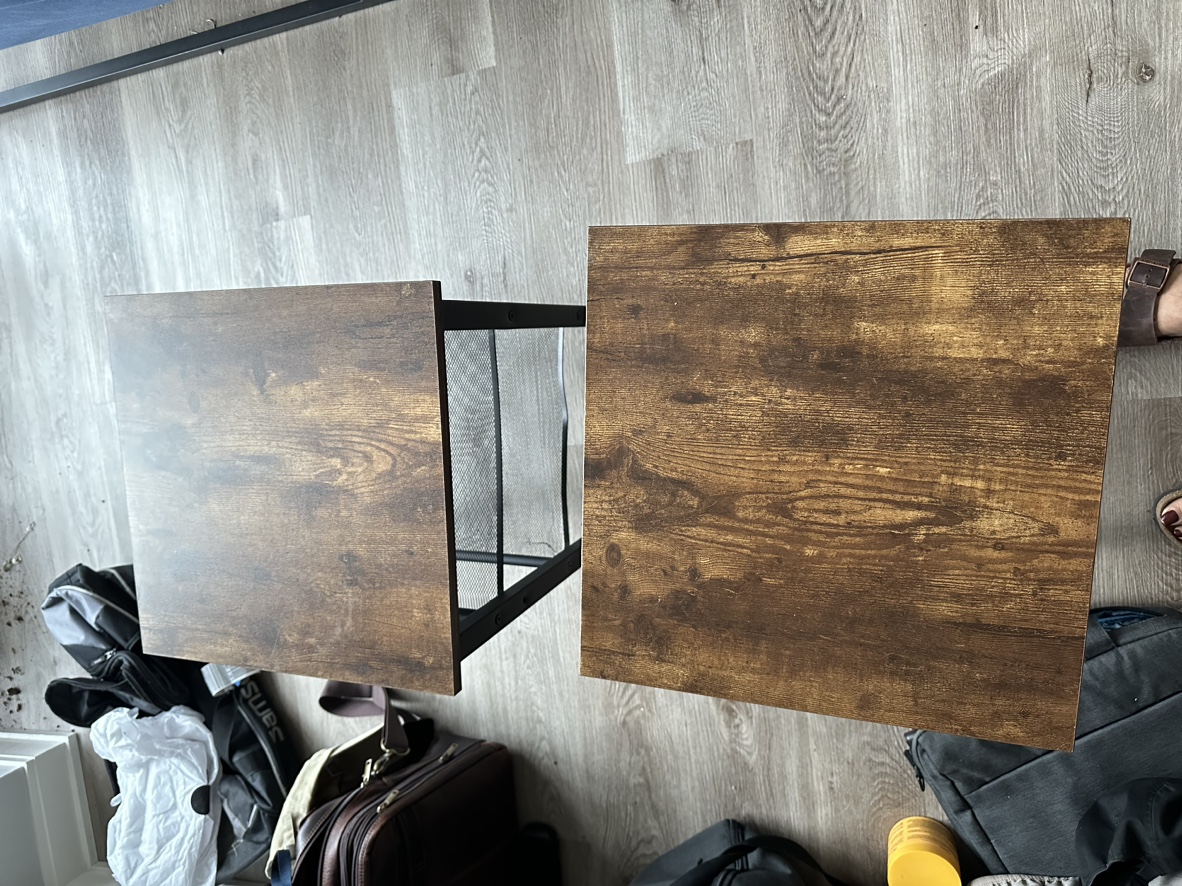 Set of 2 End Tables - photo 2