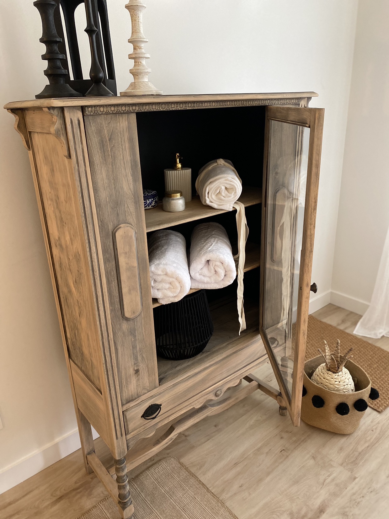 1920’s hutch cabinet - photo 5