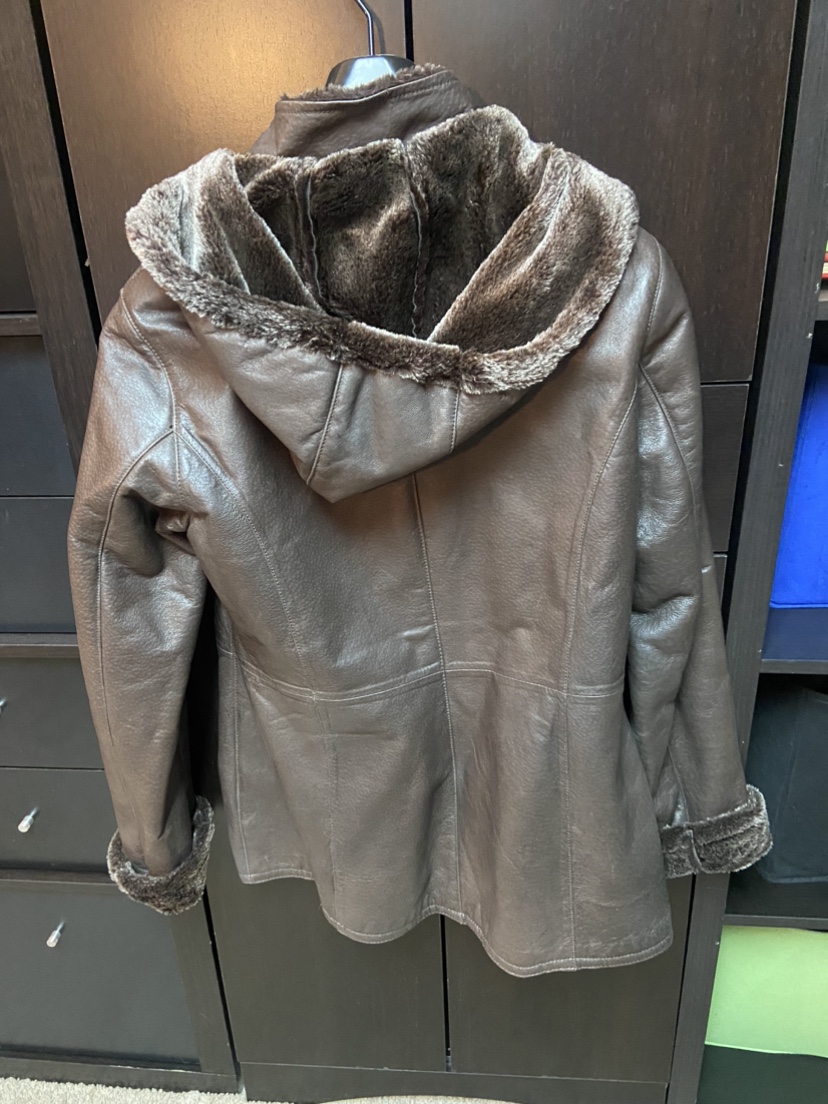 Danier brown leather jacket - photo 2