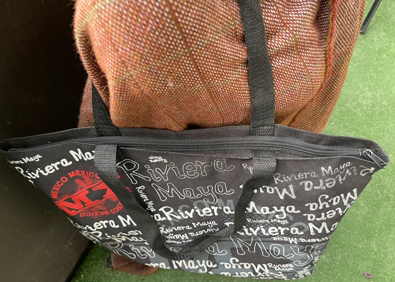 Riviera Maya Tote Bag image indicator(3)