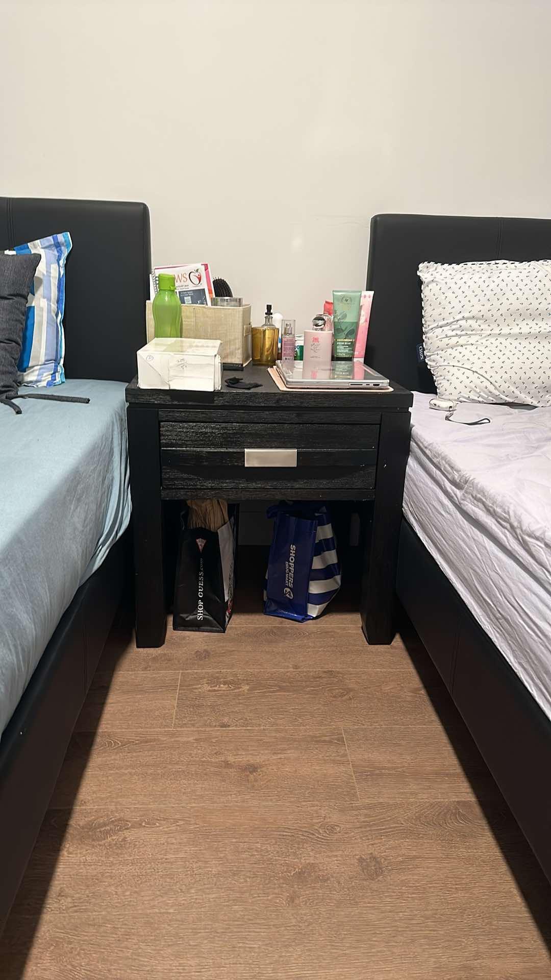 Twin bed frame and mattress - photo 3