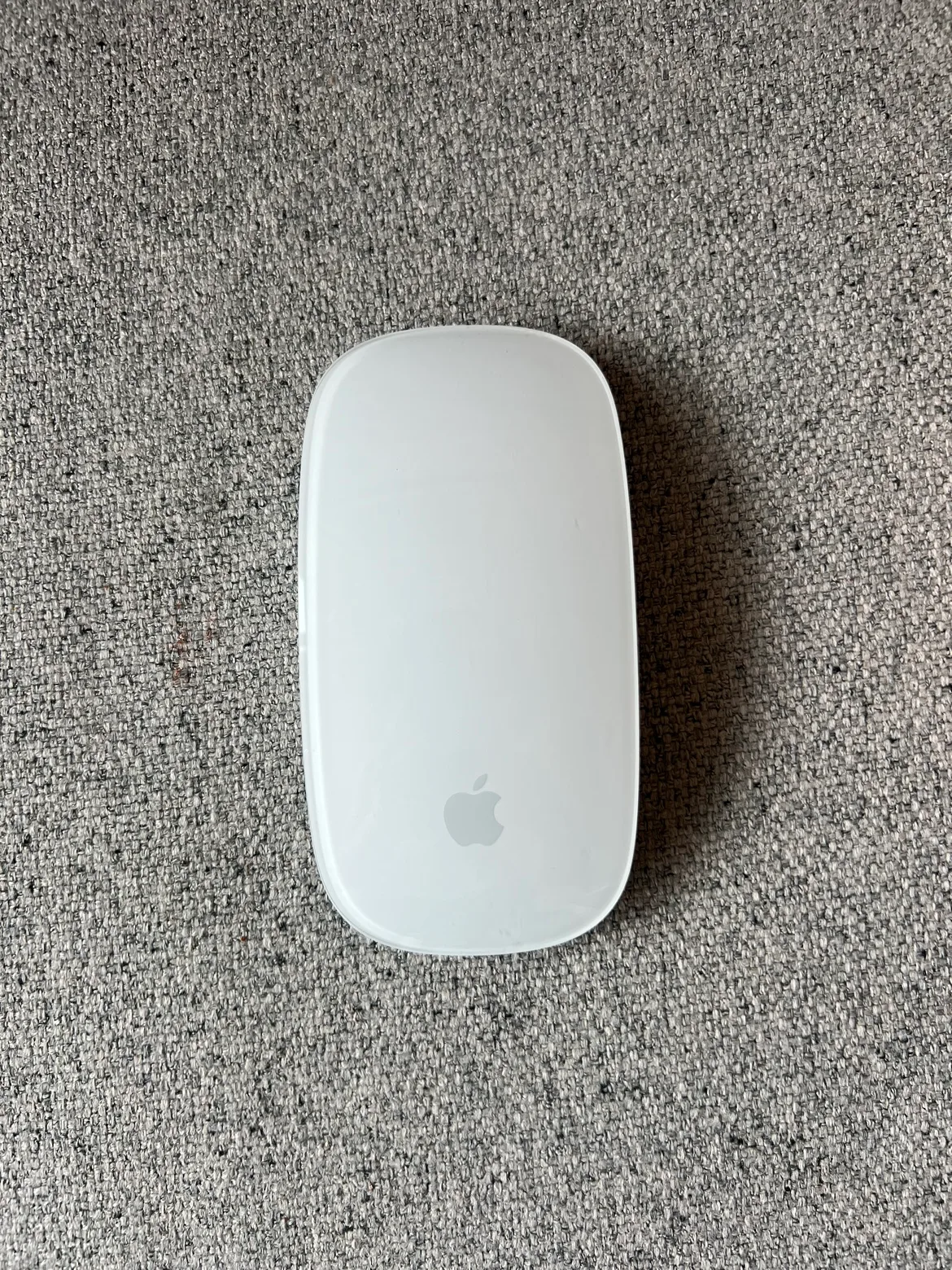 Apple Magic Mouse 2 thumbnail