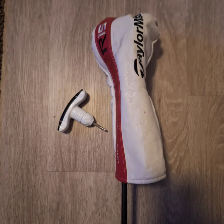 Taylormade R15 Driver 10.5 adjustable thumbnail
