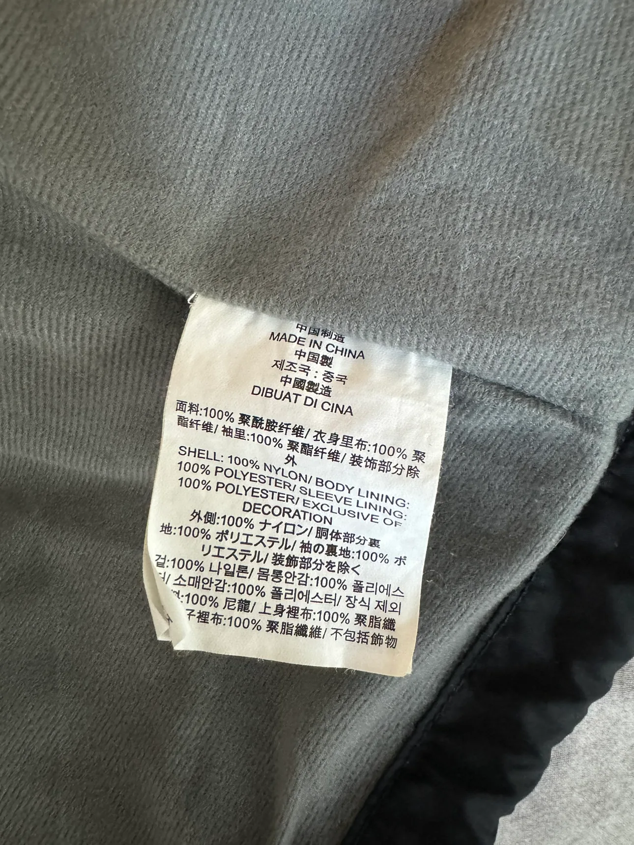 Vans Off the Wall Original Black Jacket - Men’s image indicator(8)