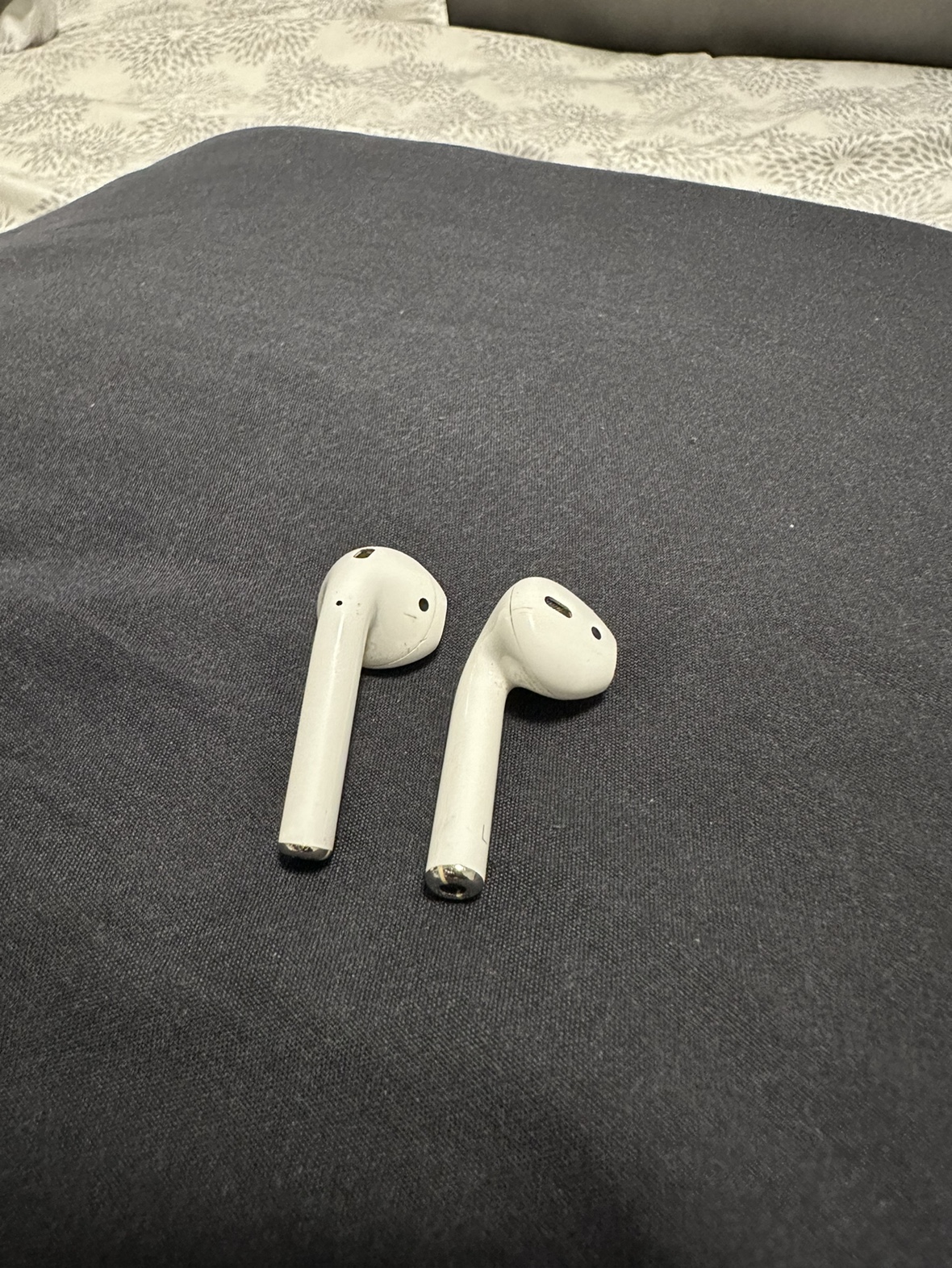 Airpods 2nd generation (original) - photo 4