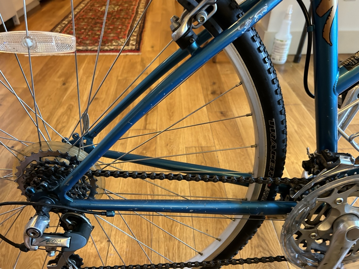 Specialized Crossroads Hybrid Commuter Bike - photo 4