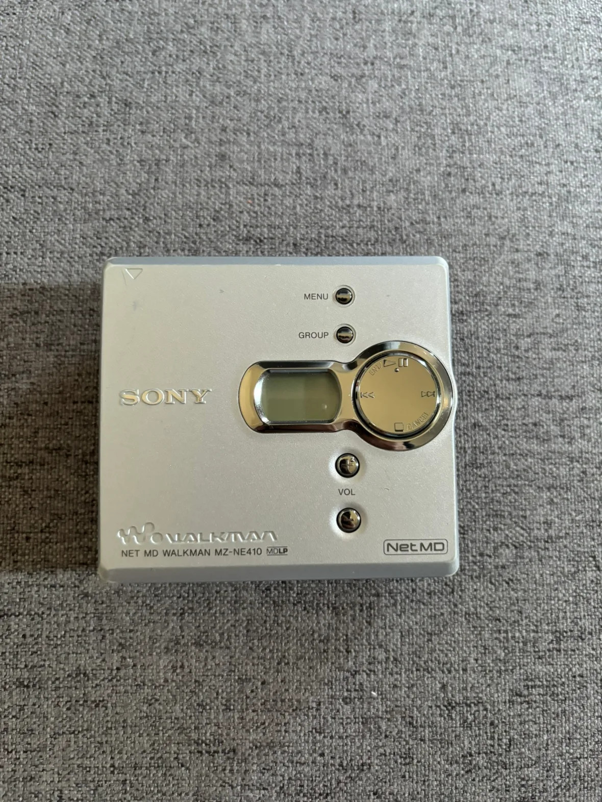 Sony mini disc player thumbnail