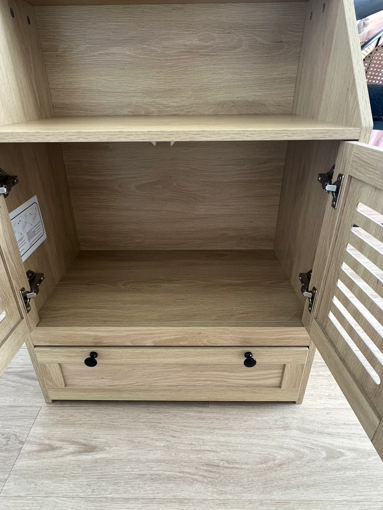 Dog Food Storage Cabinet image indicator(2)