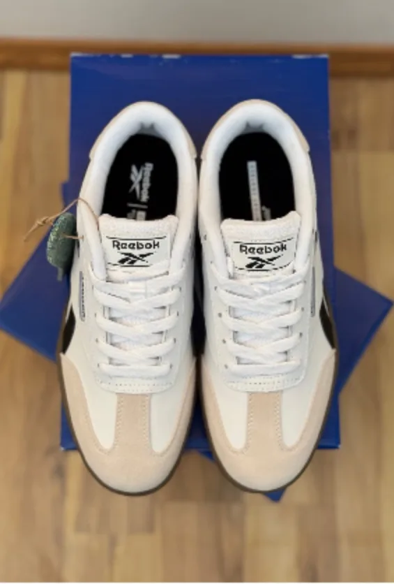 Reebok Forte Lounger NIB Women Shoes 8 or 9 image indicator(5)