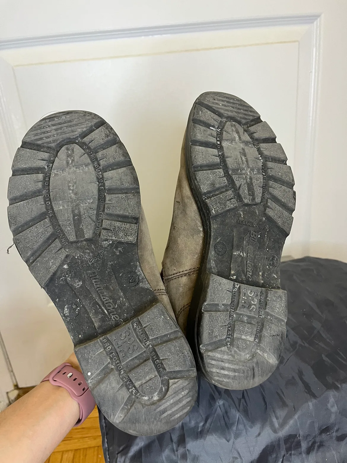 Blundstone Chelsea Boots image indicator(3)