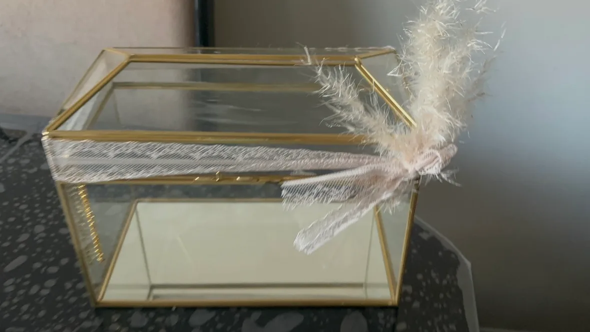 Money or card Box for wedding image indicator(10)