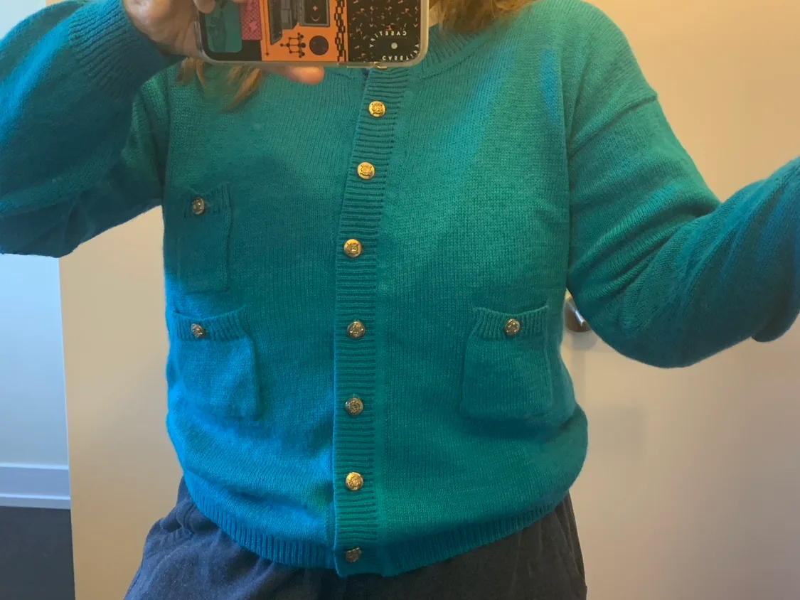 Vintage 80s/90s Teal Cardigan with Pockets image indicator(10)