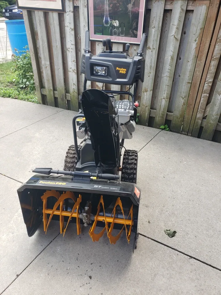 Poulan Pro 27 Snow Blower 305 CC Engine image indicator(6)