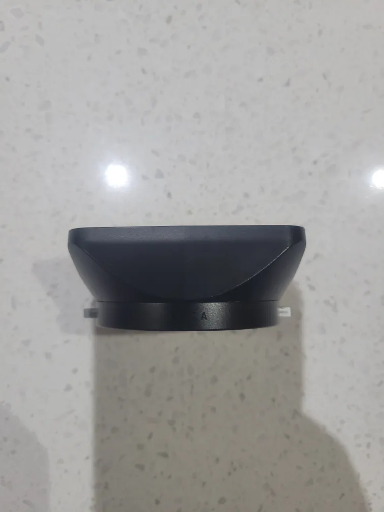 Leica 12587 Lens Hood only image indicator(3)