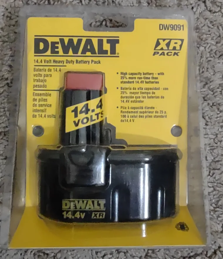 DEWALT 14 VOLT BATTERY. NEW thumbnail