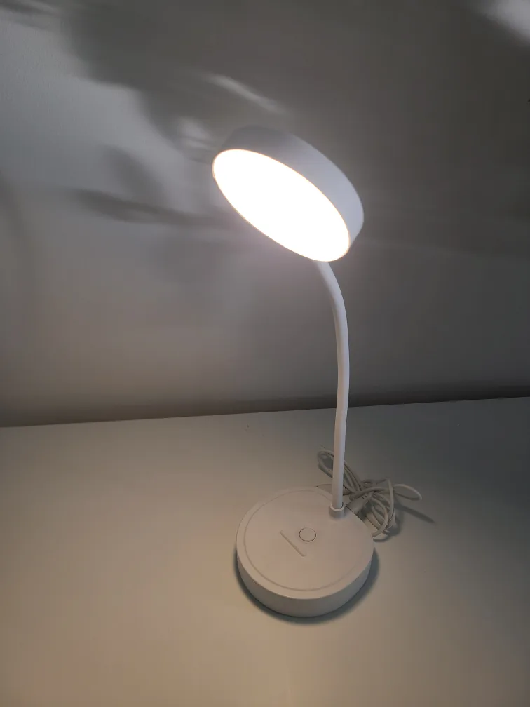 Cordless White Desk Lamp image indicator(4)