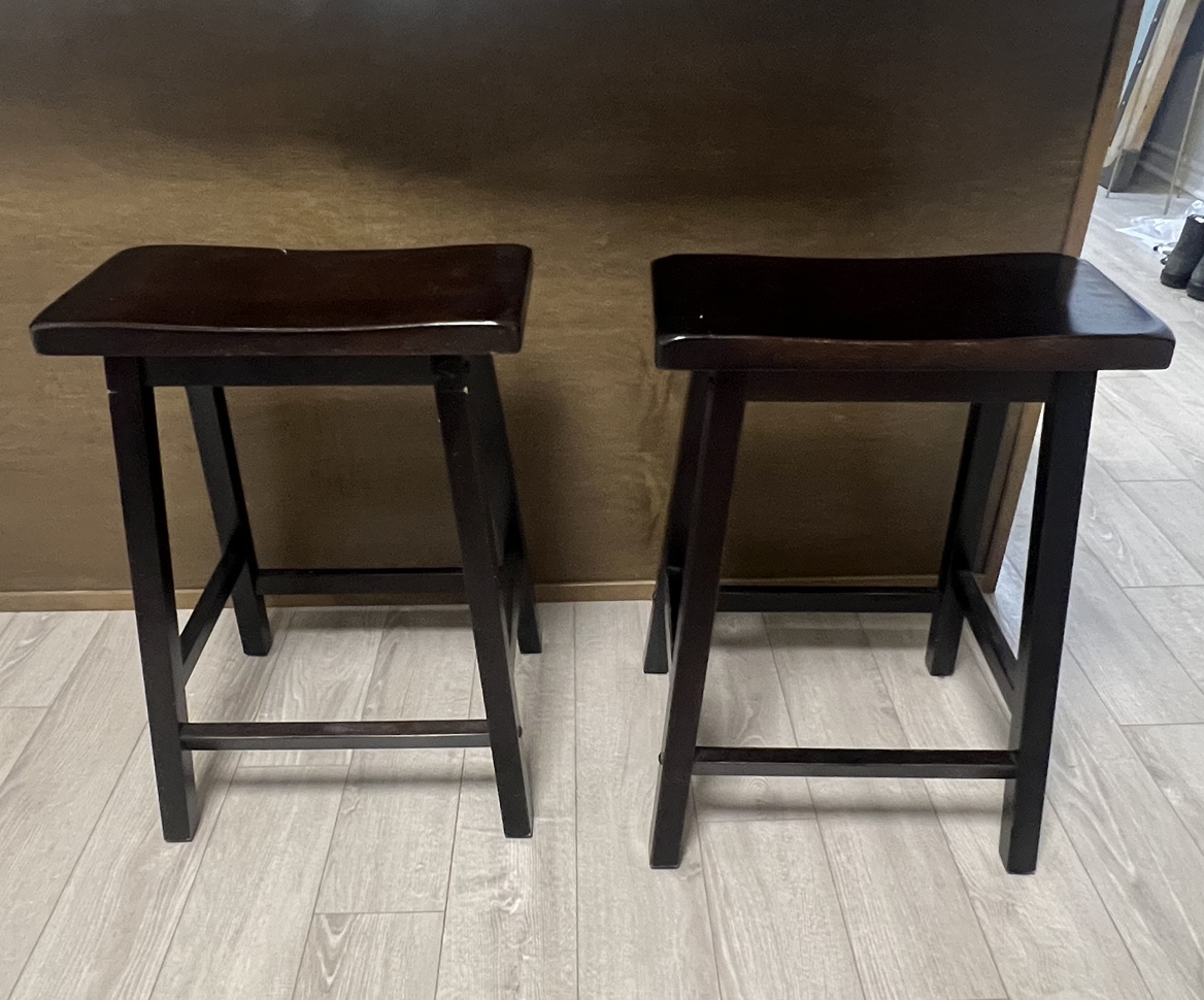 2 Wooden Stools
